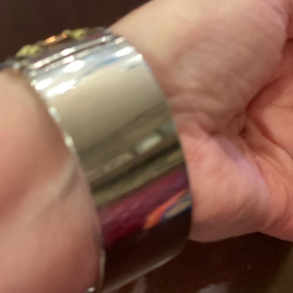 Cuff Bracelet - Picture 2 of 5